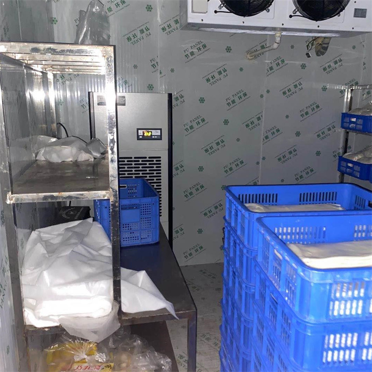 丹東雨天太潮如何除濕？安裝工業(yè)除濕機(jī)